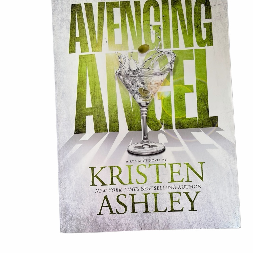 Paperback copy of Avenging Angel:Back In The Saddle by Kristen Ashley